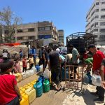 سُقيا الماء حياة… جمعية عطايا تُوفر المياه الصالحة للشرب للنازحين في شمال غزة