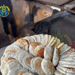 "الطحين منكم وأجرة الخبيز علينا".. دعم كريم لصمود أهل غزة