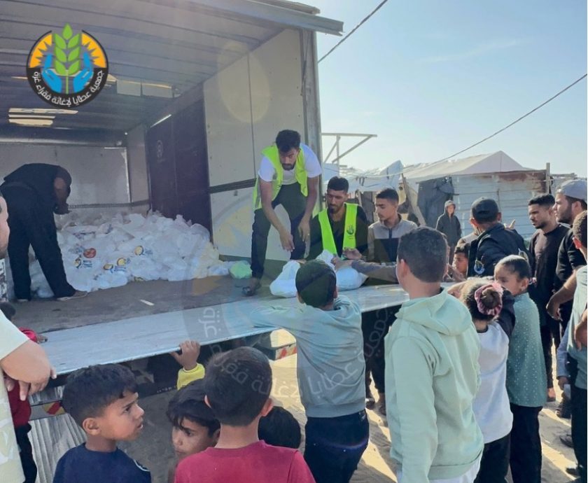 uuid=F826E804-108F-4022-899C-E71D975939D8&library=1&type=1&mode=1&loc=true&cap=true