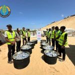 عطايا تصنع الطعام وتواجه المجاعة في غزة